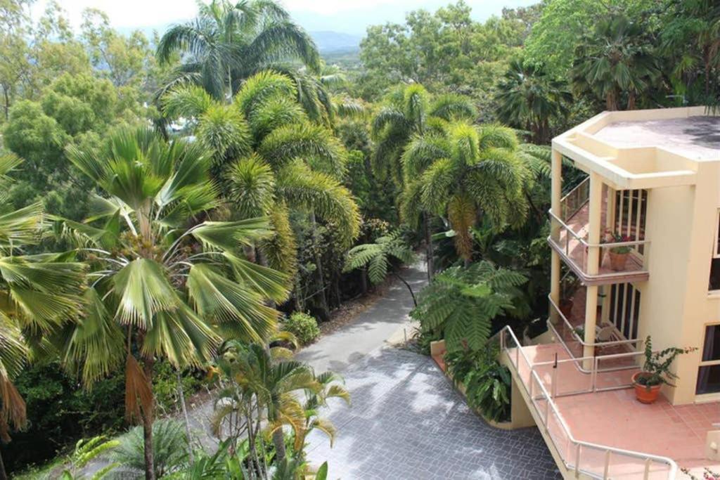 The Hills Apartment Port Douglas Exterior photo